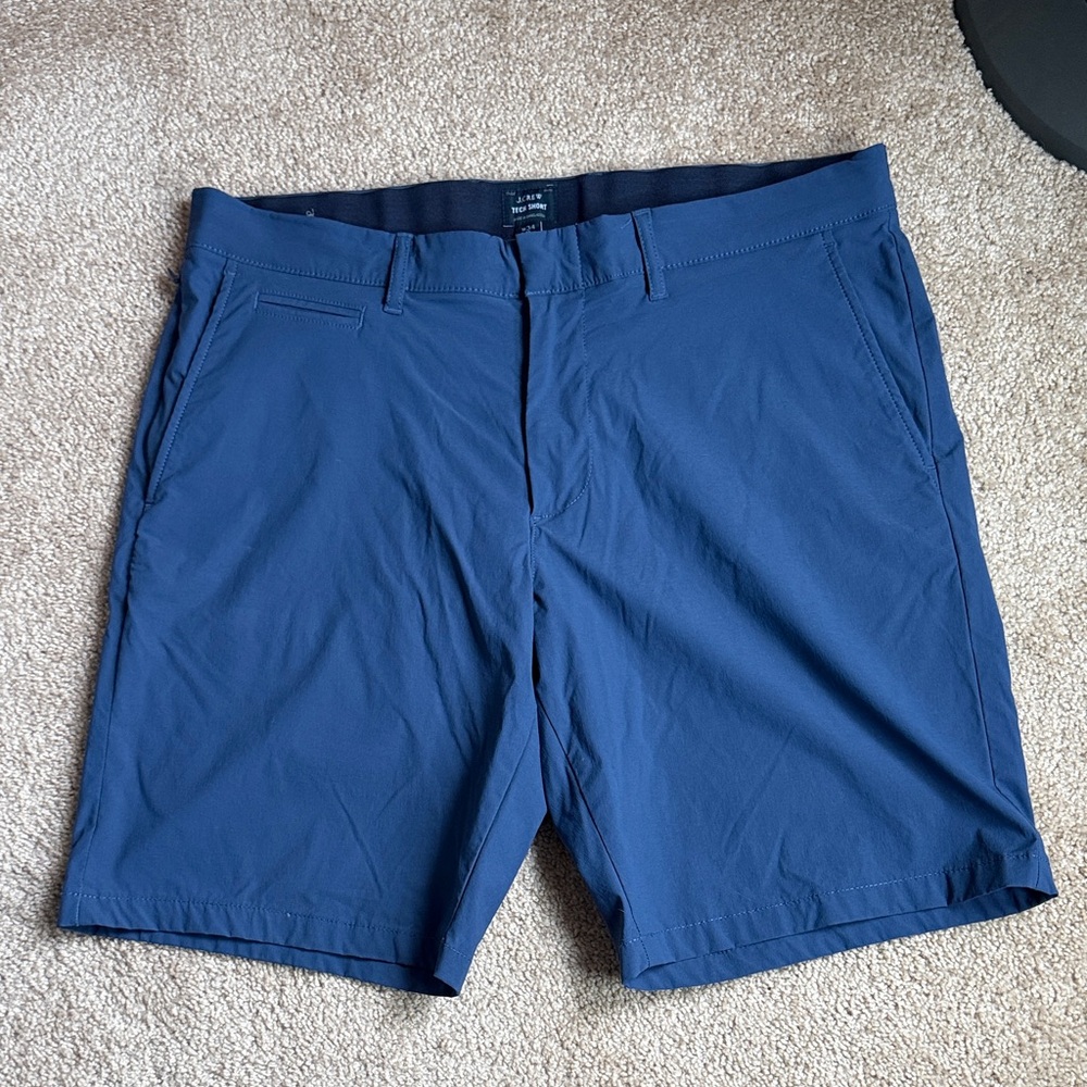 J. Crew Men's Blue  Flat Front Tech Shorts   Size 34/9